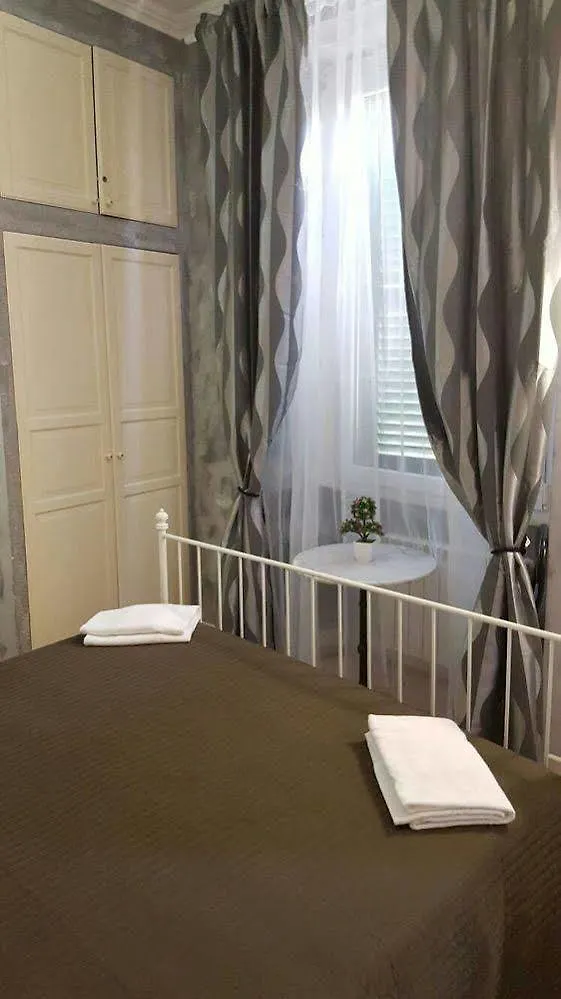 B&B Carpe Diem 3*, Rome Italy
